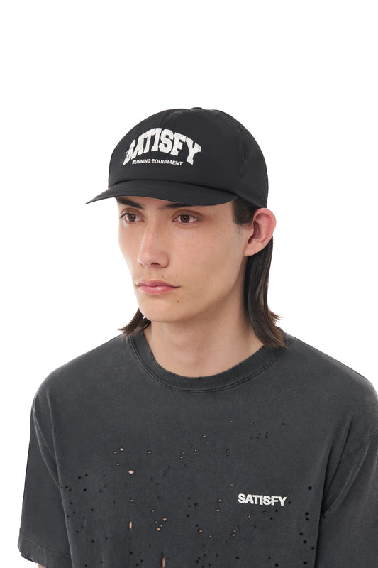 หมวกแก๊ป Flitesilk™ 5-Panel Pinch ปักโลโก้ SATISFY สีดำ ขนาดเดียว