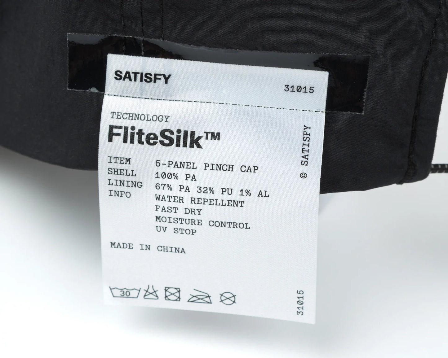 หมวกแก๊ป Flitesilk™ 5-Panel Pinch ปักโลโก้ SATISFY สีดำ ขนาดเดียว