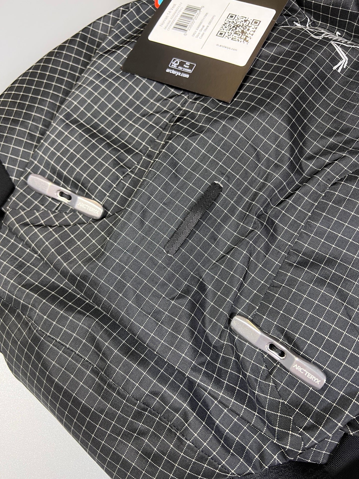 Norvan 14 Vest āļŠāļĩāļāļģ- S (U)