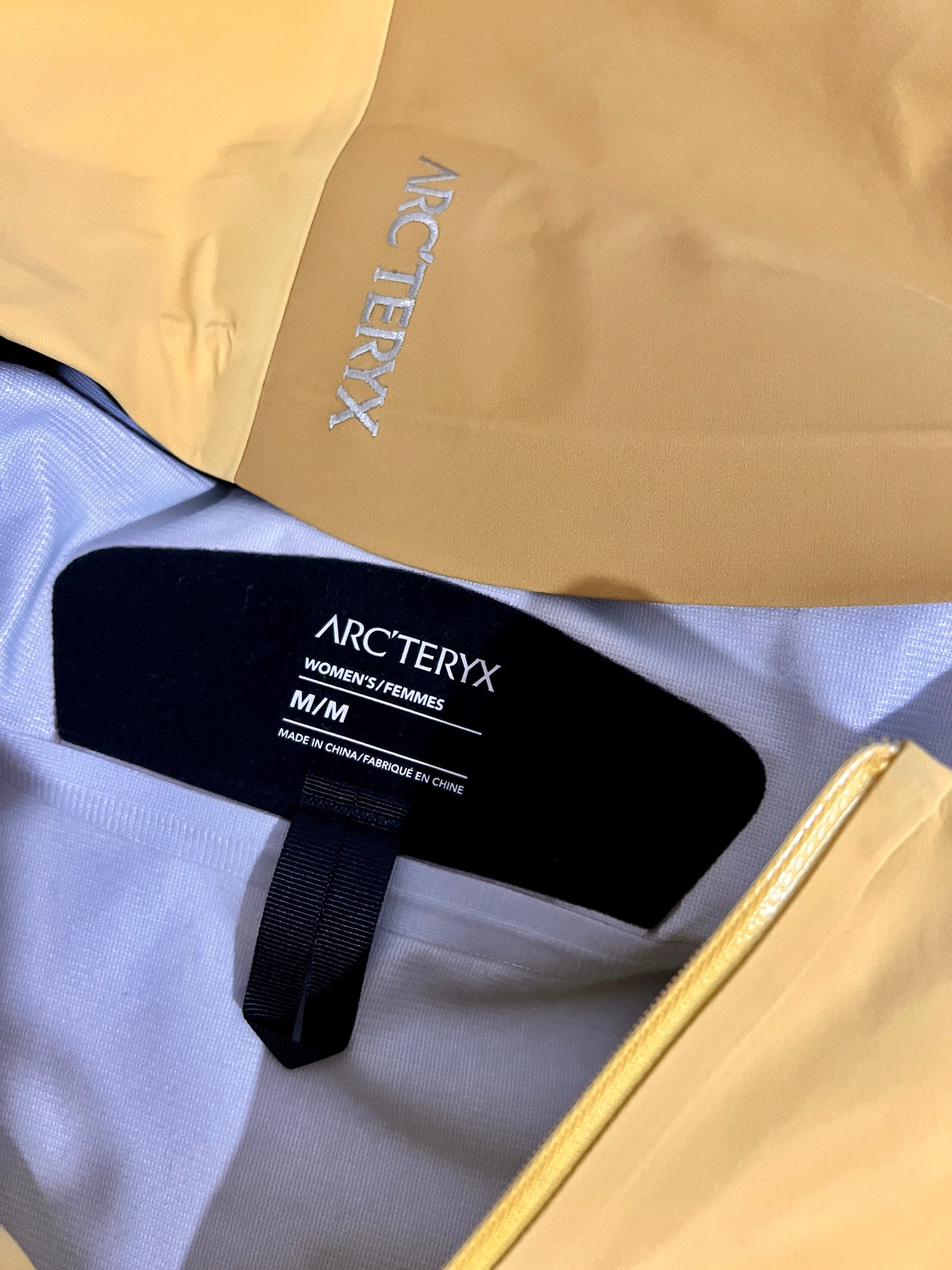 āđāļŠāļ·āđāļāļŦāļīāļĄāļ° Sentinel Anorak āļŠāļĩ āļāļąāļāļŠāđāļāļ/āļĢāļĩāļāļĢāļĩāļ - āļāļĨāļēāļ (āļ.)
