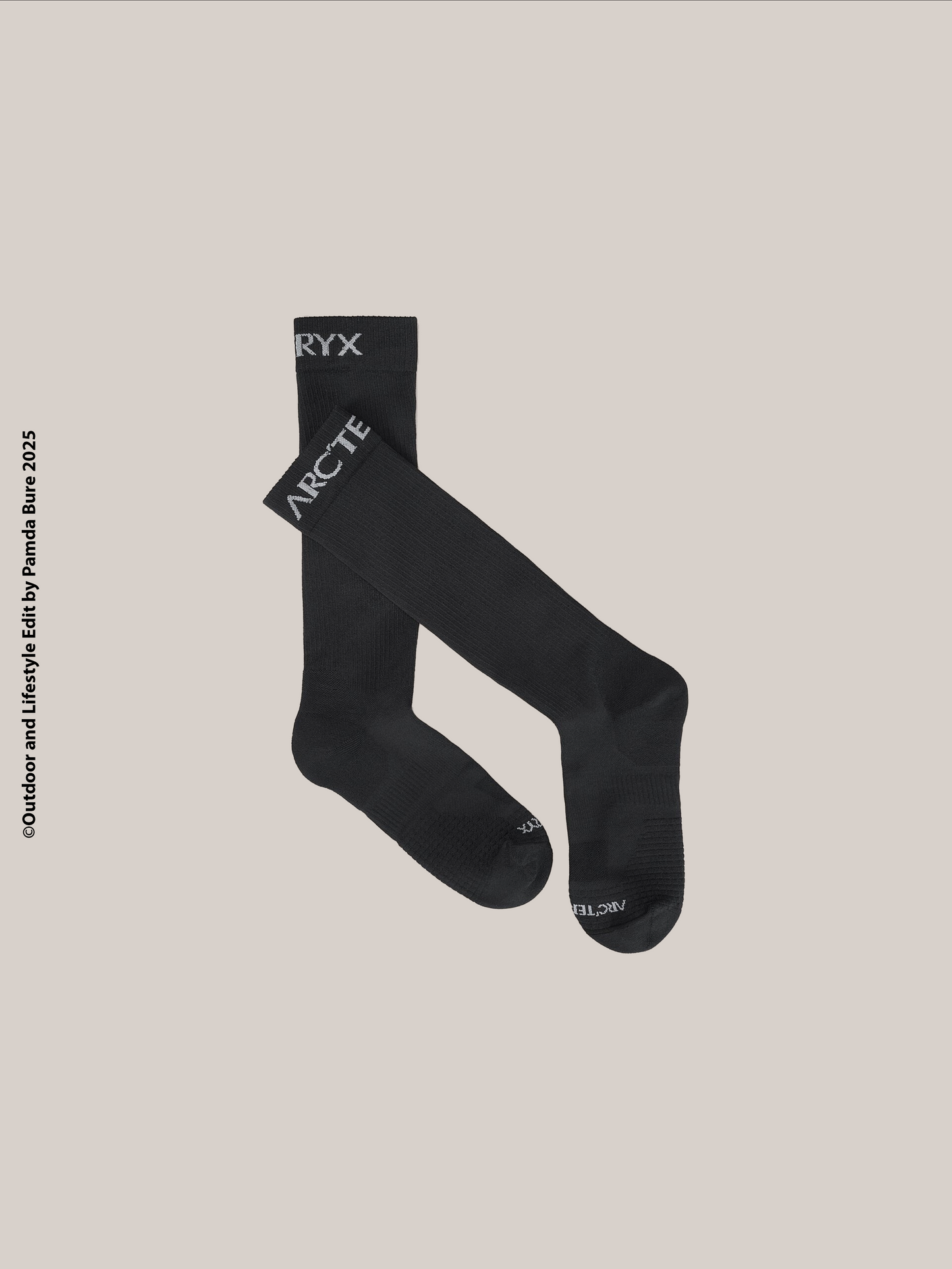 Over the Calf Socks Black/White - S/M/L(U)
