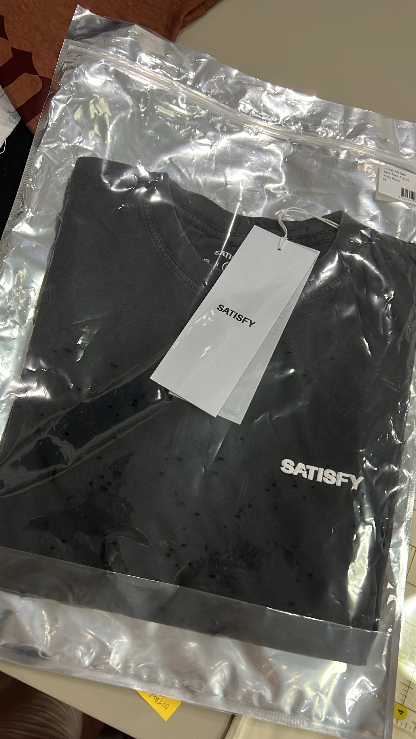 MothTech™ T-Shirt Aged Black  - M (M)