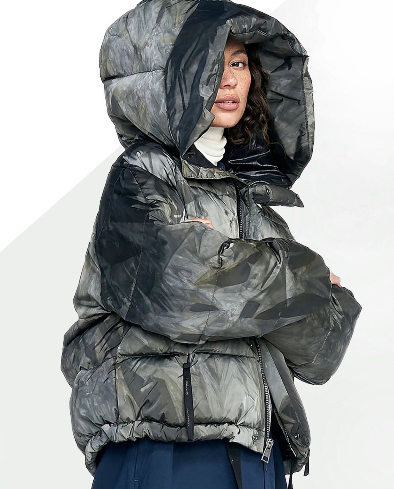 Puffer Jacket Green Camouflage - S (W)