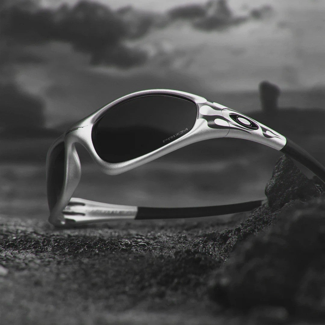 Oakley MUZM Straight Jacket 99 Sunglasses Silver Grey Flames / Prizm Black