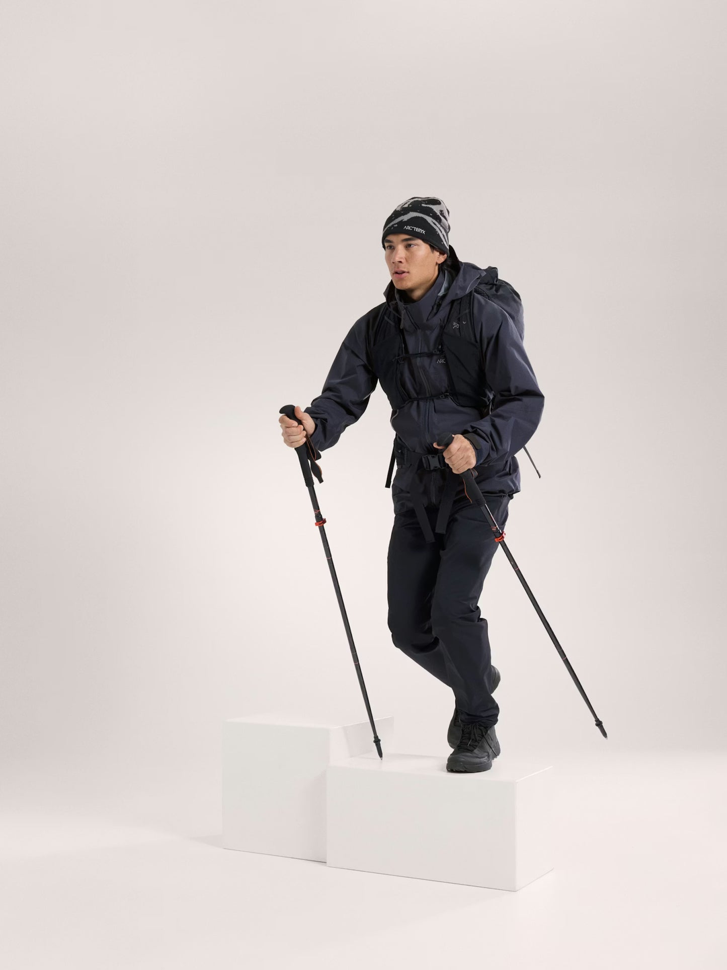 Beta AR Drophood Black Sapphire - S(M)